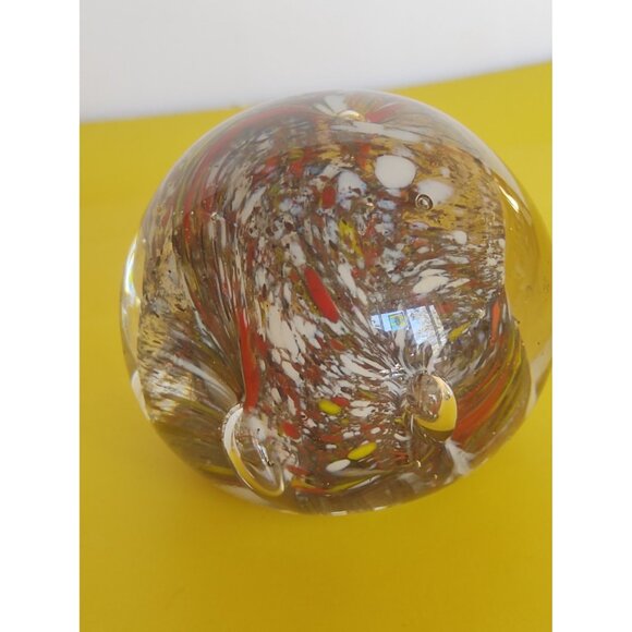 Vintage Hand Blown Swirled Art Glass Paperweight 3"x 2 1/2" - Picture 1 of 8